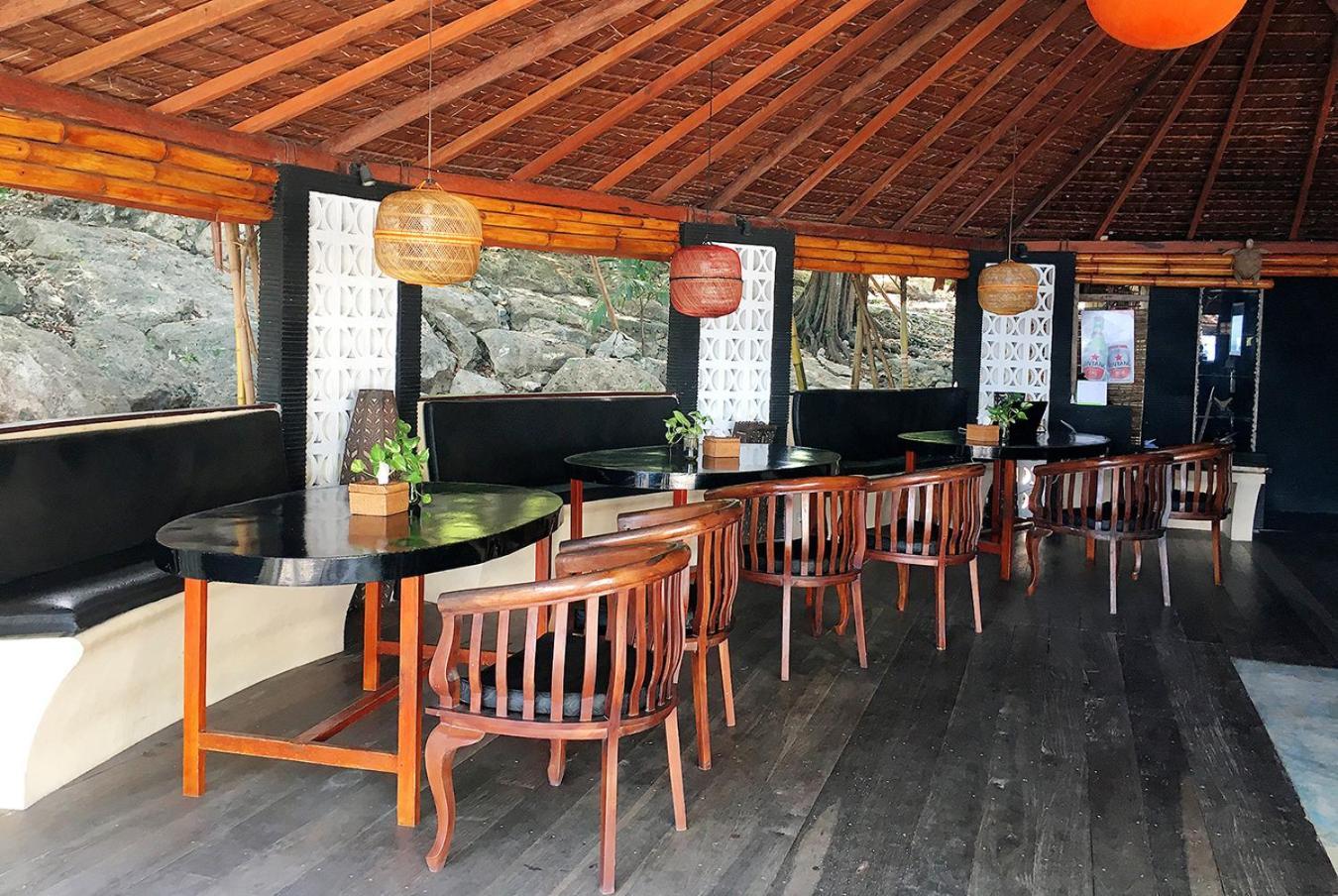 Prince John Dive Resort Donggala Экстерьер фото